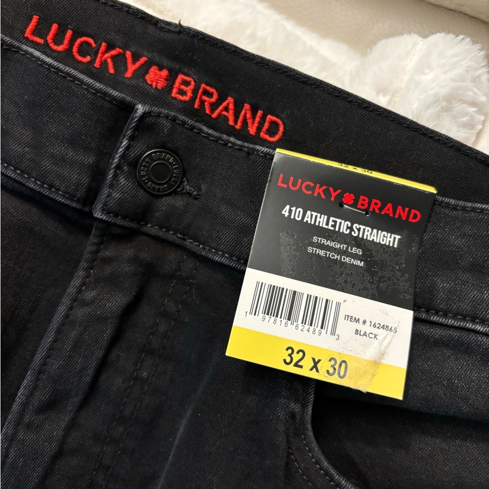 Lucky Brand Men's 410 Athletic Straight Jeans in Black